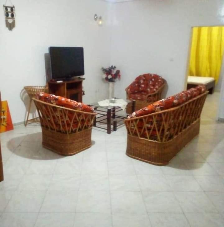 Residence Sh Yaoundé Dış mekan fotoğraf